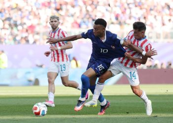 Con gol de Kylian Mbappé de penal, Francia eliminó a Paraguay