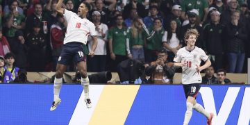 Inglaterra en un partido emotivo eliminó a México
