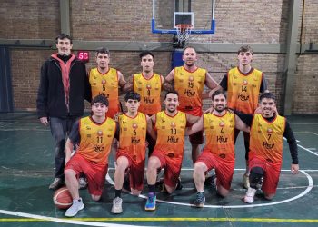 Bowen venció a Real del Padre y sacó ventaja en la primera final