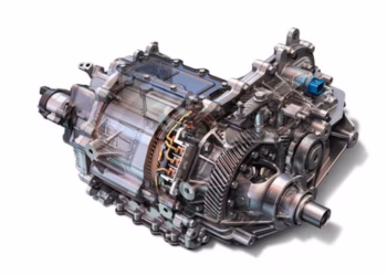 Innovación en los autos: crearon un sistema de transmisión que utiliza motor de nafta para aumentar la autonomía de los vehículos eléctricos
