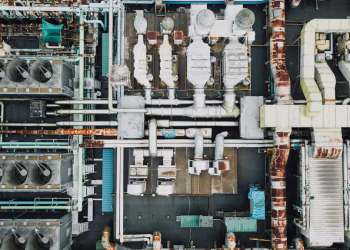 Alerta en la industria argentina por el suministro de gas en invierno: ya hay casi 600 empresas paralizadas en varias provincias