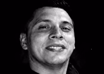 El desgarrador adiós de la hermana del policía asesinado