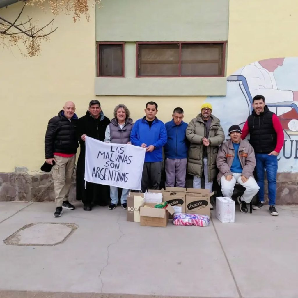 Malvinas, folklore y solidaridad: una peña unió corazones para ayudar al Hogar San Martín de Tours