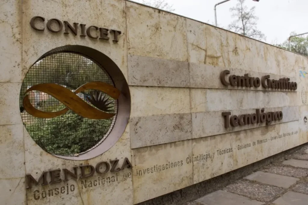 El Conicet Mendoza se sumó al reclamo por las becas que Nación dio de baja