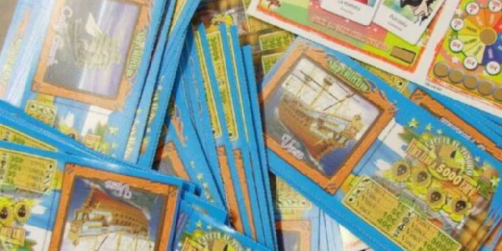 Se ganó un billete de lotería, no se dio cuenta y lo tiró a la basura: la impresionante historia de una mujer que ganó millones por un milagro