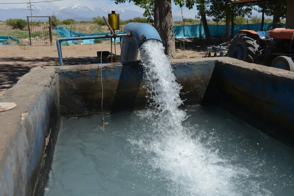 Una bodega obtuvo una concesión de agua por 50 años, pero deberá pagar una multa de $9 millones