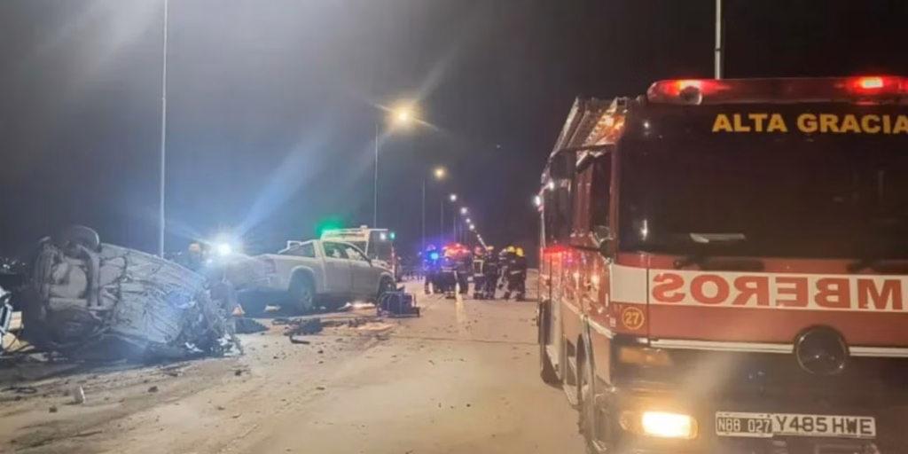 Viajaron de apuro a Córdoba para auxiliar a un familiar accidentado, chocaron en la ruta y murieron los 4: quiénes eran las víctimas del choque fatal en Alta Gracia