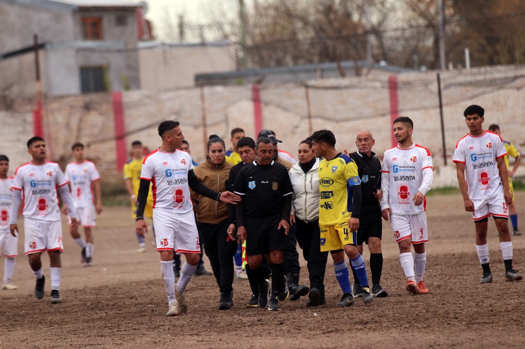 Con un partido suspendido, los resultados del domingo en la Primera “A”
