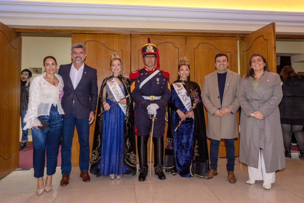 Ovación a sala llena: los departamentos de Ciudad y Las Heras homenajearon a San Martín con una emotiva Velada de Gala