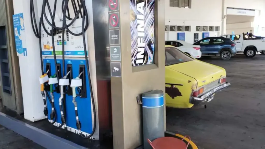 El prolongado cierre del Paso Cristo Redentor afectó la venta de combustible en Mendoza
