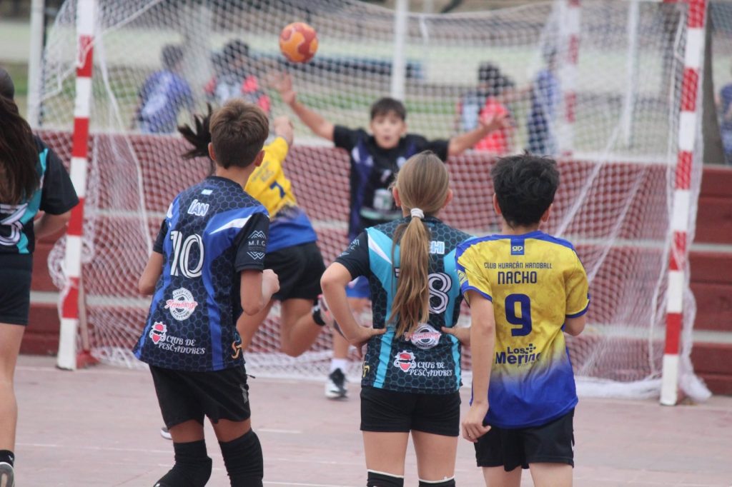 Sigue la 3ª fecha del Clausura de balonmano local