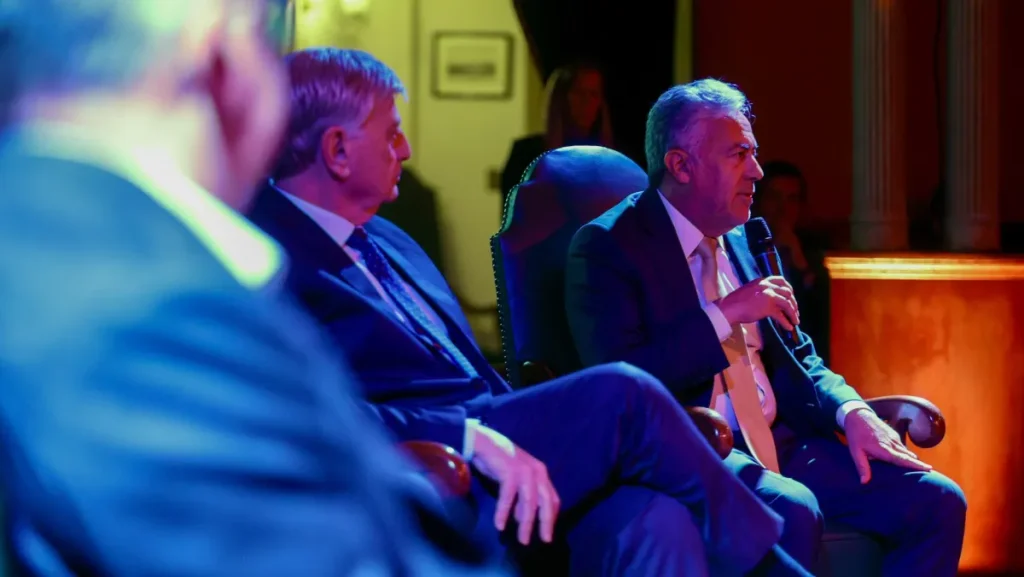 Los reclamos de Alfredo Cornejo a la Nación en un evento con gobernadores