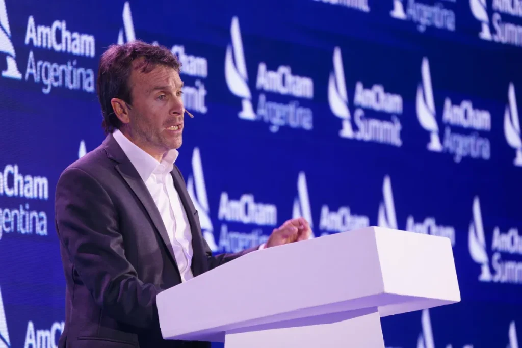 El radical Lisandro Nieri se alineó con Milei y defendió los cambios en el Banco Central