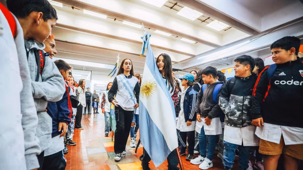 Las 100 mejores frases para dedicar en el Día del Estudiante este 21 de septiembre