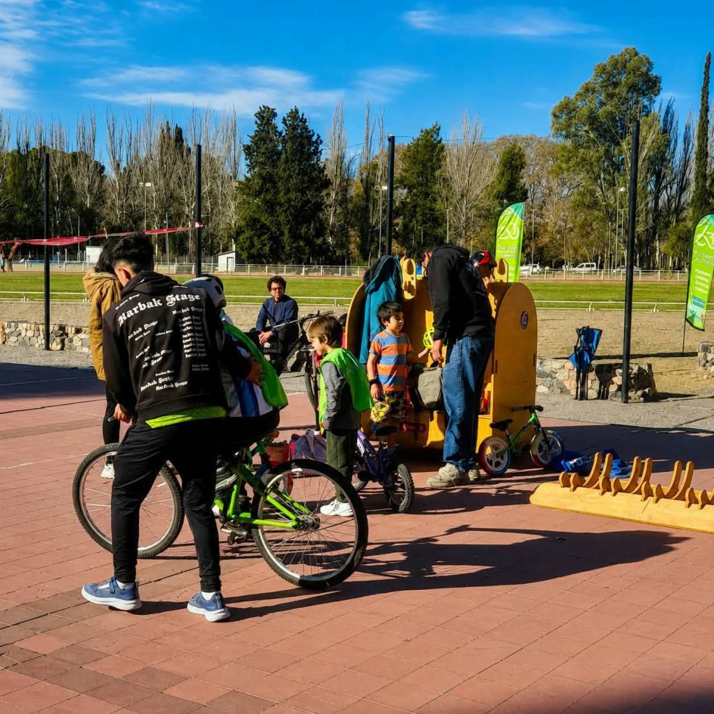 Biciescuelas en San Rafael: una iniciativa que enseña a andar en bici y promueve la educación vial