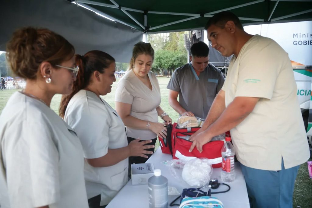 Refuerzan los centros de salud ante posibles contingencias climáticas