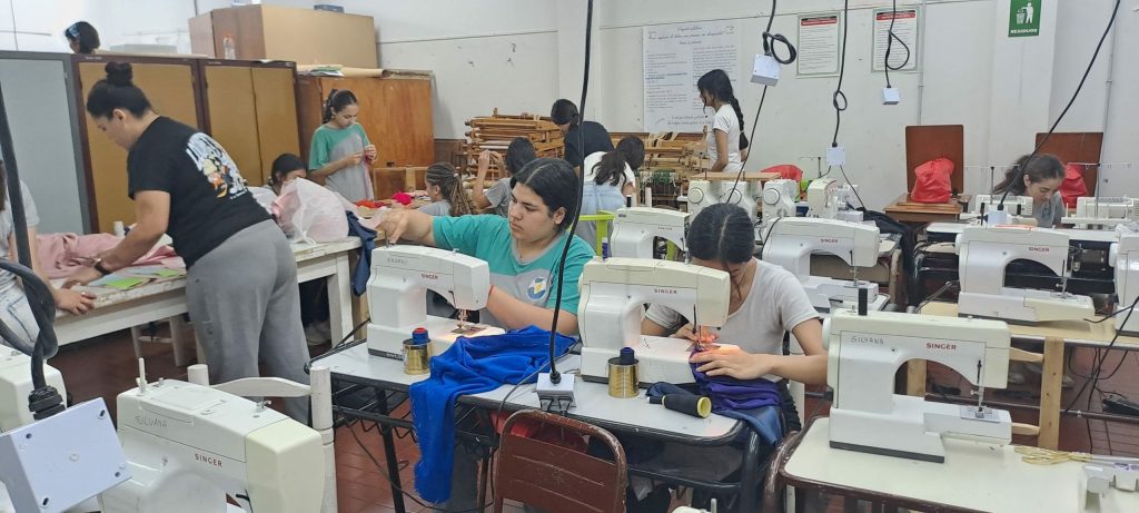 La EBYMA comercializa productos elaborados por sus estudiantes
