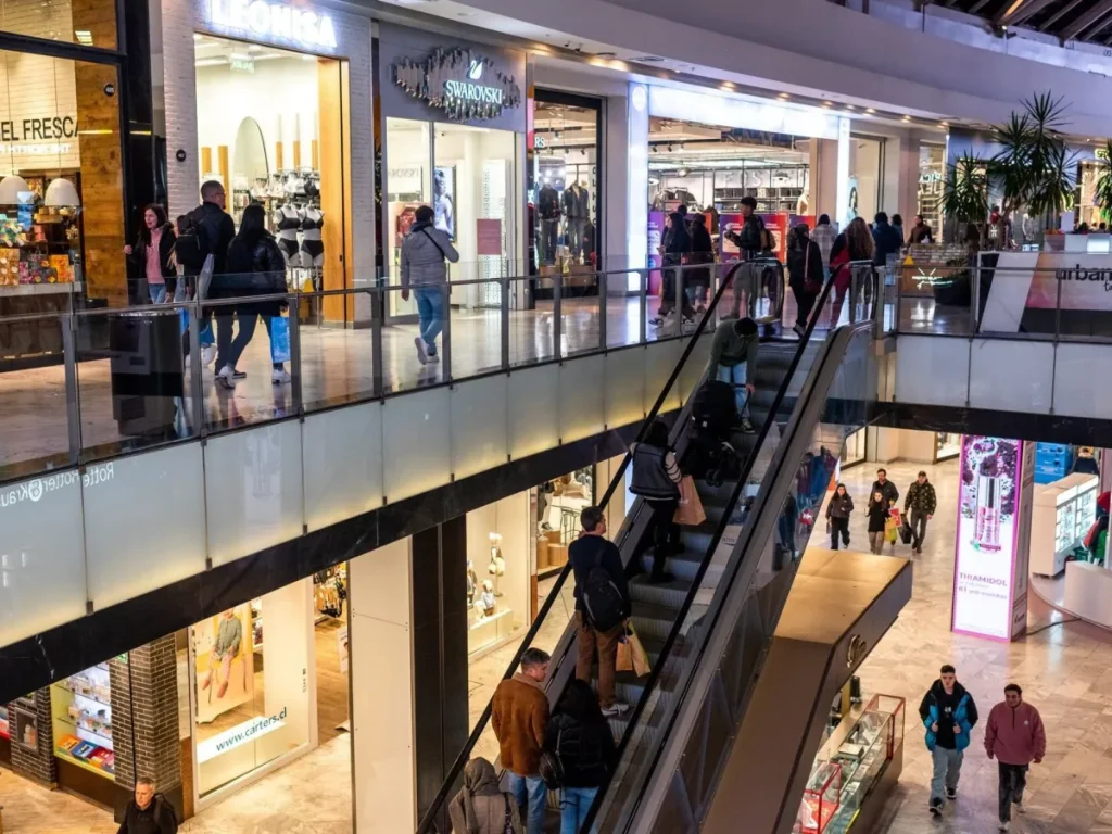 El dólar volvió a empujar la demanda de los tours de compras de Mendoza a Chile