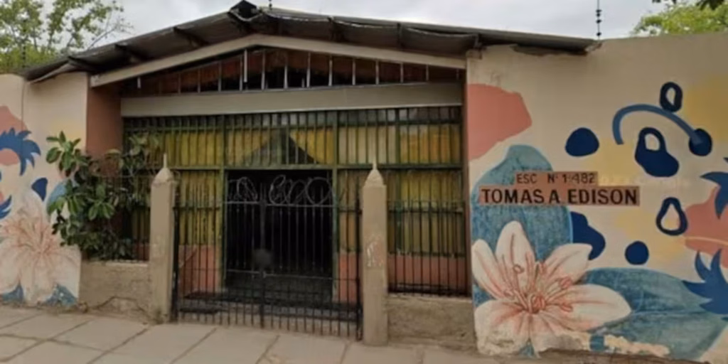 Condenaron a un docente a 6 años de prisión en Mendoza: abusó de ocho alumnas en una escuela