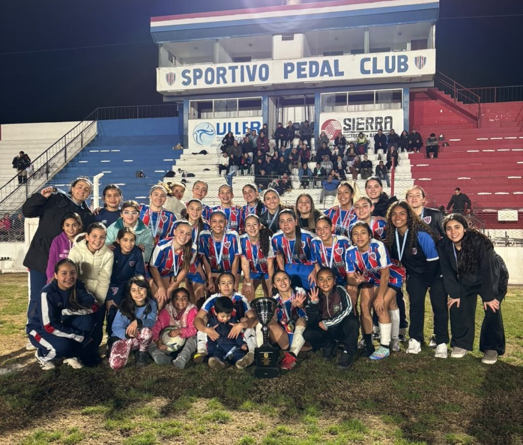 Pedal se consagró campeón del Torneo Apertura de fútbol femenino