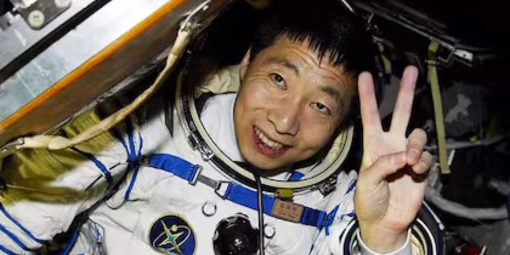En 2003, un astronauta chino viajó al espacio y escuchó un ruido “imposible”: dos décadas después, la ciencia continúa buscando respuestas