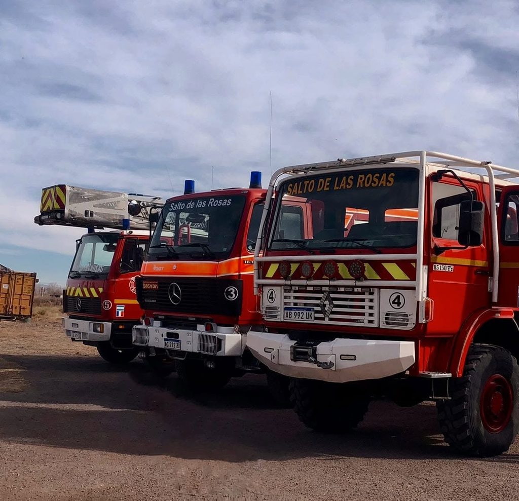Bomberos de Salto de las Rosas lanzaron una rifa para reparar uno de sus vehículos