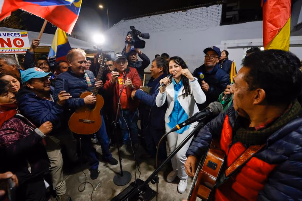 Luisa González denuncia persecución política en Ecuador y gana apoyo internacional