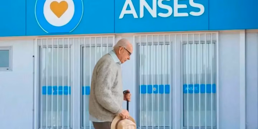 Mi ANSES: qué es el Aguinaldo Reparación Histórica que aparece en el recibo de jubilados y quiénes lo cobran
