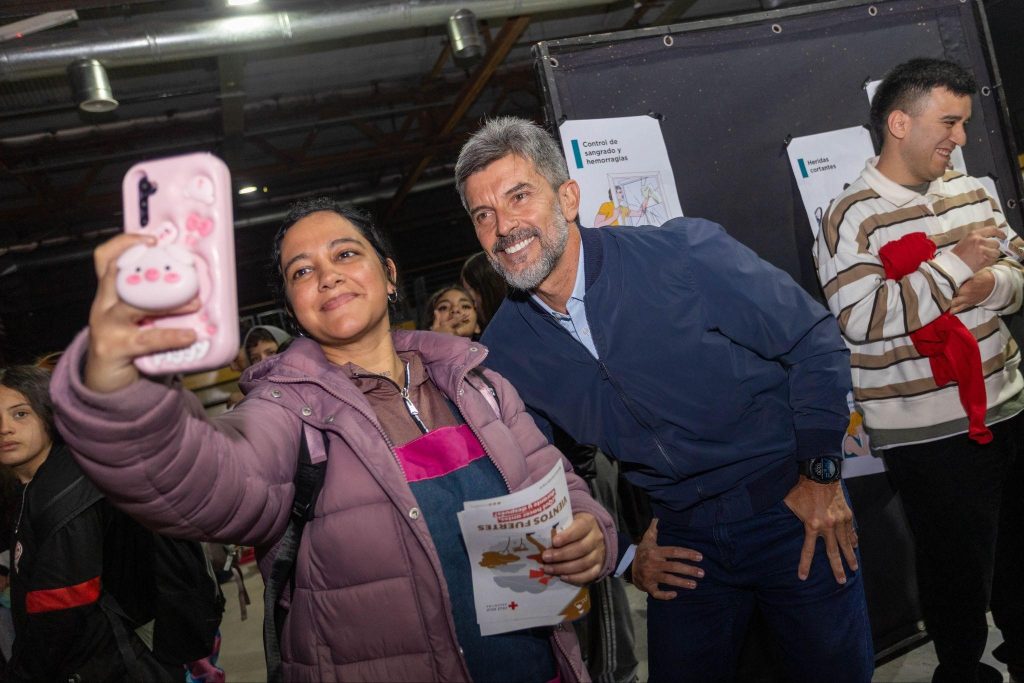 Con un 55,3% de imagen positiva, Ulpiano Suarez se afirma entre los intendentes mejor valorados del país