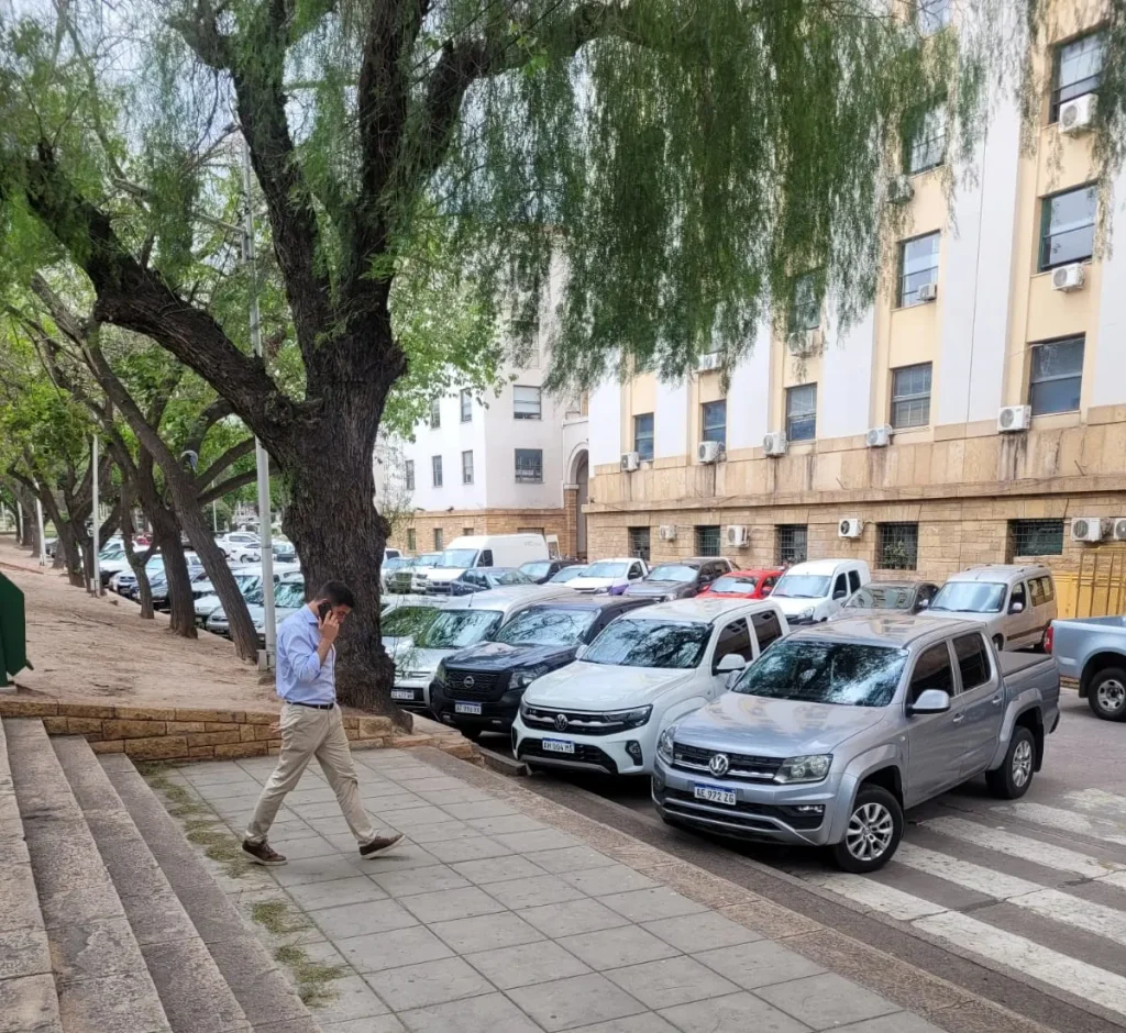 Mendoza subastará camionetas y utilitarios con una base de $600.000: cómo participar