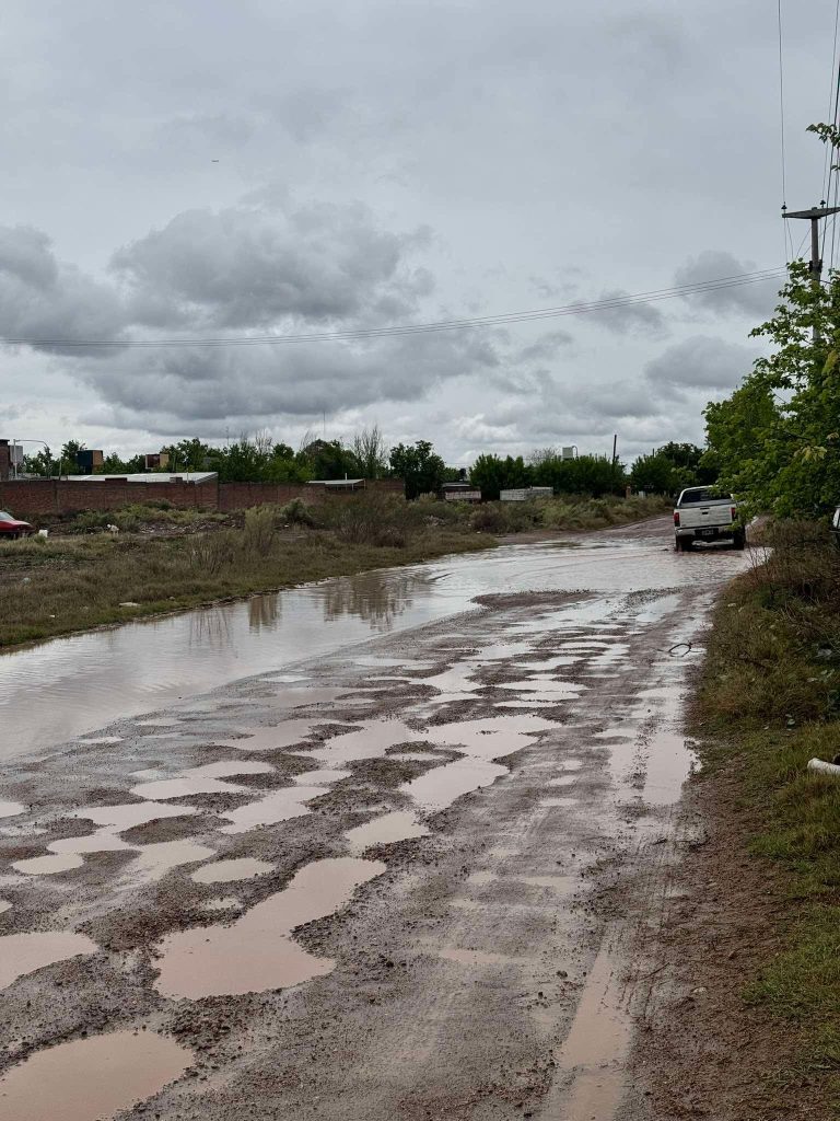 Pozos y lagunas en Balcarce al 1800: vecinos reclaman desagües ante las lluvias